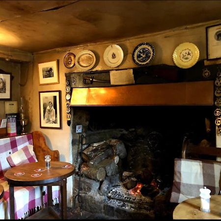 The Northmore Arms Throwleigh Экстерьер фото